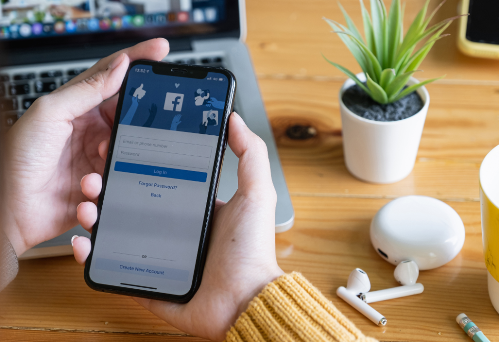 6 Essential Facebook Features You Might Not Be Using (But Should!)